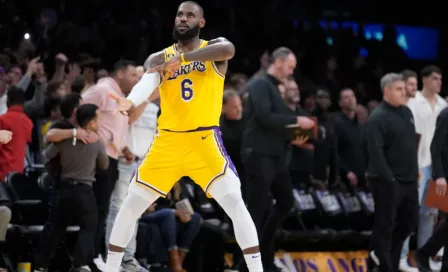 La batalla de LeBron James ya es contra la historia, el Rey quiere otro título