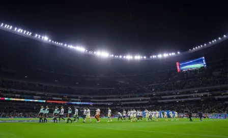 Afición de los Pumas invadió el Estadio Azteca en el Clásico Capitalino