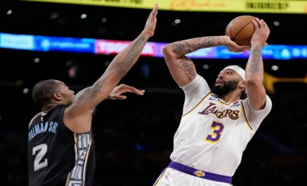 Lakers vence a Grizzlies y toma ventaja en la serie