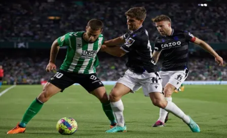 Andrés Guardado fue titular en empate de Betis frente a Real Sociedad