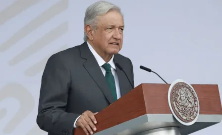 AMLO reaparece públicamente tras ser diagnosticado con covid-19: 'Al que mataron goza de cabal salud'