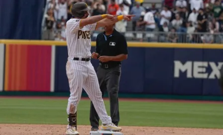 Matt Carpenter se convirtió en la figura de los San Diego Padres este domingo