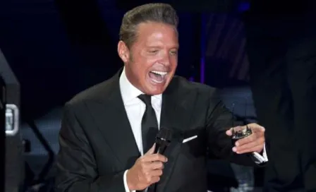 Luis Miguel: Le gusta el futbol y anotar goles... 'siempre de delantero'