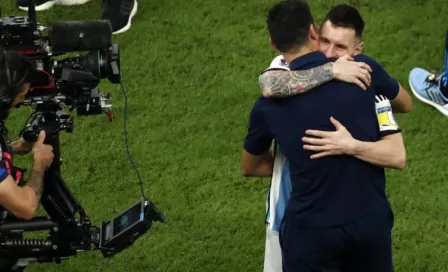 Scaloni sobre el destino de Messi: "Ojalá sea feliz dentro de una cancha"