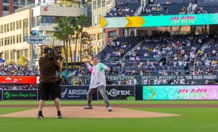 Miguel Herrera hizo el lanzamiento inicial en el Dodgers vs Padres por el 5 de mayo