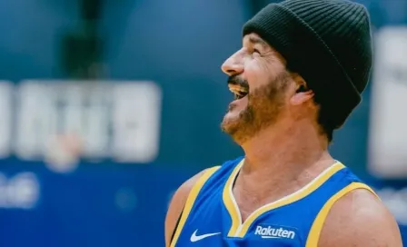 ¿Ricardo Arjona nuevo refuerzo de los Warriors? El cantautor se luce en la Oracle Arena