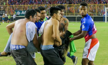 Alianza vs FAS: Estampida deja 9 muertos en partido de futbol en El Salvador