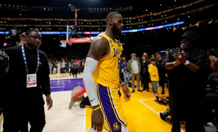 LeBron James considera el retiro de la NBA tras eliminación de los Lakers