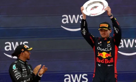 Max Verstappen se coronó en el Gran Premio de España; 'Checo' Pérez rescató la cuarta posición