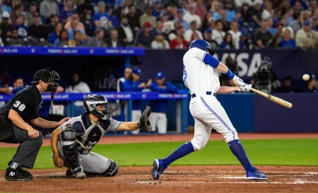 Alejandro Kirk anota la del desempate en la séptima y Toronto vence a Houston