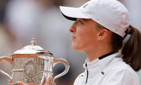 Roland Garros tiene reina: Iga Swiatek ganó su tercer Abierto de Francia ante Muchova