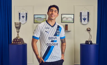 Puebla trollea a Rayados por el diseño de su jersey