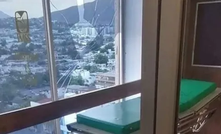 Hombre se suicida en la Clínica 25 del IMSS de Monterrey, al lanzarse desde el piso 10