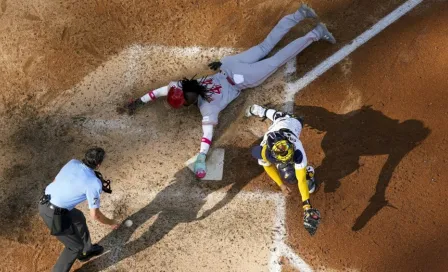 ¡Hace historia! Elly De La Cruz se robó tres bases en un inning y rompe récord en la MLB