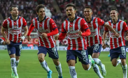 ¡Chivas imparable! Los rojiblancos volvieron a ganar y siguen de líderes