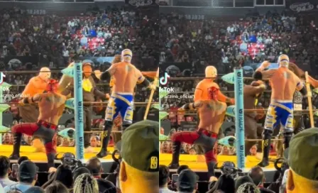 Aczino recibió tremendo sillazo en Triplemania XXXI