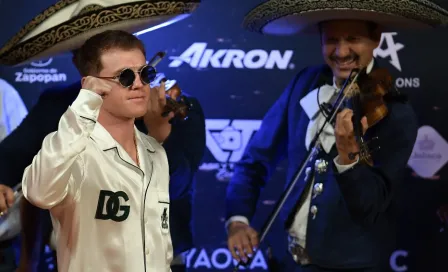 ¡Qué detalle! Canelo Álvarez regala vino muy costoso a Adela Micha por apuesta