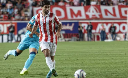 Grito homofóbico se hace presente y suspende momentáneamente el Necaxa vs Athletic