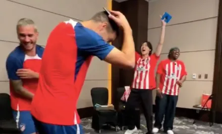 Atlético de Madrid recrea 'El Juego del Calamar' durante su gira por Corea del Sur