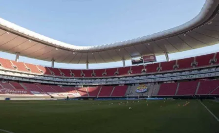 Chivas vs Xolos: A pesar del clima la cancha del Akron luce en perfectas condiciones