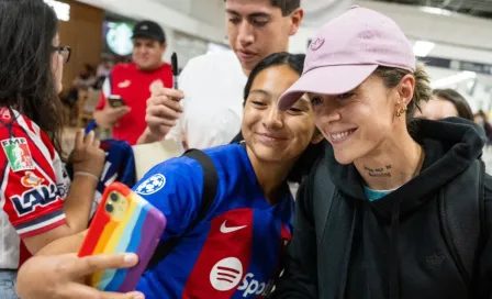 Alexia Putellas, Campeona del Mundo con España, llega a México; también llegó Mapi León