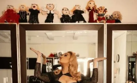 Adele y su fascinación por los peluches del Dr. Simi y la Muñeca Lele