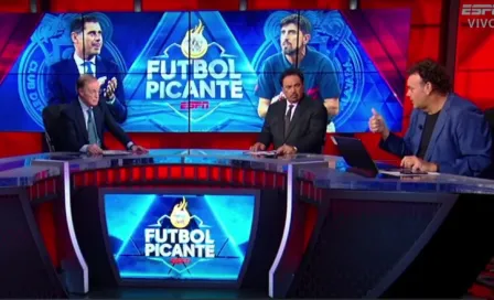 Joserra se olvida que está al aire y dice que "es una mam***" el pensar que Chivas use naturalizados