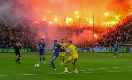 Con 10 hombres, Borussia Dortmund venció al Hoffenheim y es líder de la Bundesliga