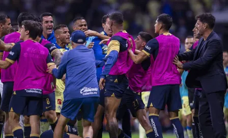 América vs Pumas: Se desata bronca con empujones y agresiones en el Clásico Capitalino 