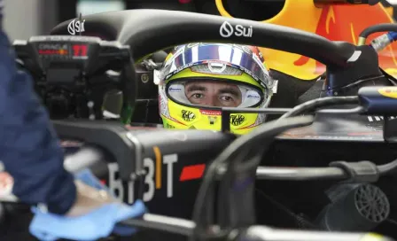 Checo Pérez revela diferencia con Verstappen: "Se adapta muy rápido, yo tengo más dificultad"