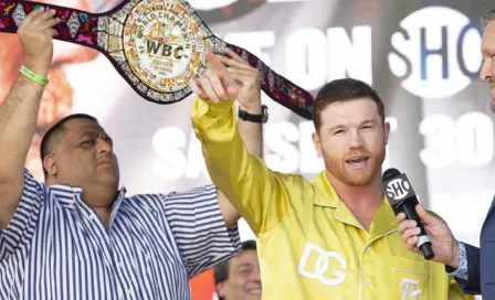 ¡Recompensó a sus fans! Canelo agradeció el apoyo a sus seguidores al invitar los tragos