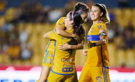 Las Amazonas mantienen la maternidad y golean a Pumas