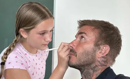 Critican en redes a David Beckham por dar beso a su hija en los labios 