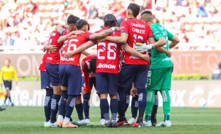 ¡Preparación a tope! Chivas no descansará en la semana del Clásico Tapatío ante Atlas 