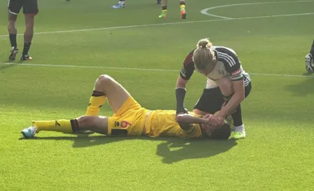 Fulham vs Sheffield United: Chris Basham sufre terrible lesión en el tobillo; ya fue trasladado al hospital