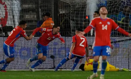 Chile derrota a Perú en Eliminatorias CONMEBOL con gol de Diego Valdés