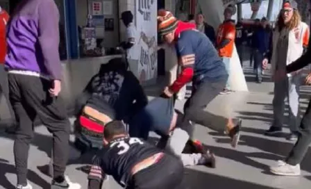 ¡De mal en peor! Aficionados de los Bears protagonizan pelea en el estadio