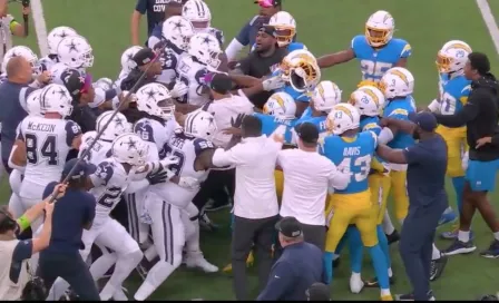 ¡Se están peleando! Jugadores de Dallas y Chargers protagonizan bronca antes del juego