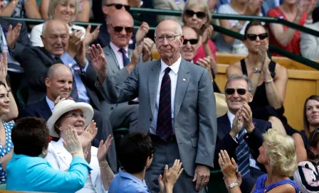 Manchester City se disculpa con familiares de Bobby Charlton por cánticos ofensivos en el Etihad