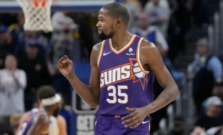 NBA: Durant, Booker y los Suns apagan a los Warriors en casa