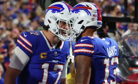 Josh Allen guía triunfo de Bills con drama ante Buccaneers