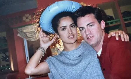 Salma Hayek se despide de Matthew Perry: “Nunca te olvidaremos”