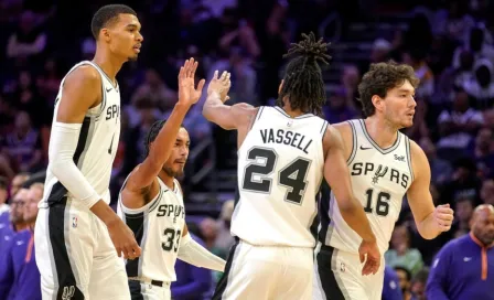 NBA: Spurs remontan desventaja de 20 puntos y vencen a los Suns de Kevin Durant