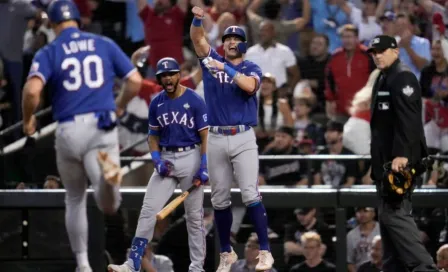 ¡Rangers domina a los D-Backs y se lleva la Serie Mundial por primera vez en su historia! 