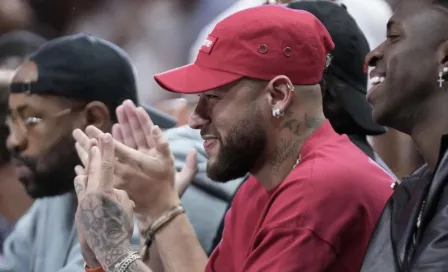 Neymar felicita al Fluminense tras ganar la Libertadores frente a Boca Juniors