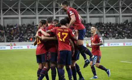 España aseguró el liderato de Grupo A al vencer 3-1 a Chipre 