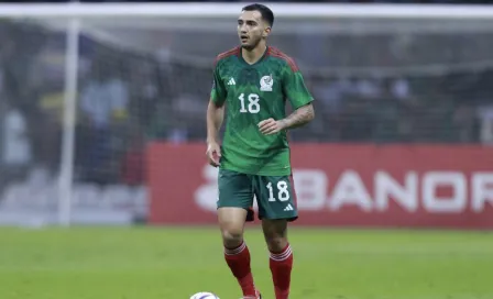 Abuelo de Luis Chávez se conmueve hasta las lagrimas tras ver a su nieto con el Tricolor