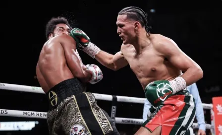 David Benavídez venció a Demetrius Andrade por TKO