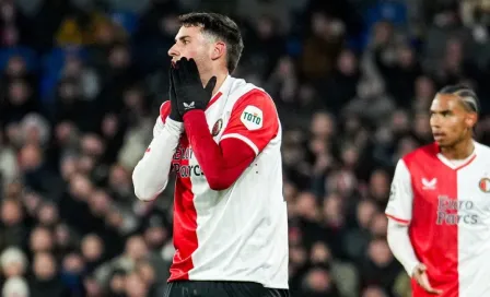 ¡Se acabó el sueño! Santiago Giménez y el Feyenoord, eliminados de Champions