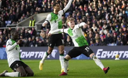 Liverpool sacó la victoria ante Crystal Palace con gol de último minuto